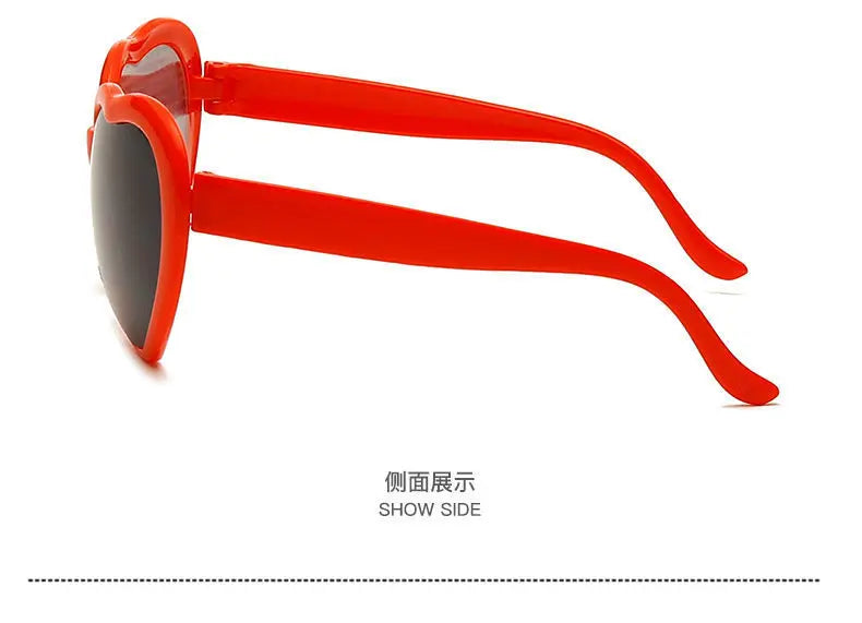 Love Heart Shaped Effects Glasses Watch The Lights Change to Heart Shape At Night Diffraction Glasses Women Fashion Sunglasses