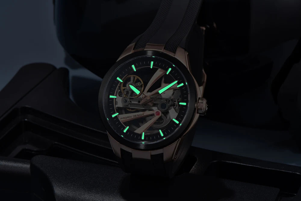 Pánske hodinky PAGANI DESIGN – Luxusný mechanický model s automatickým náťahom, typu „skelet“ (s otvoreným srdcom), vybavený tourbillonom, so zafírovým sklom s antireflexnou úpravou, vodotesné a luminiscenčné.