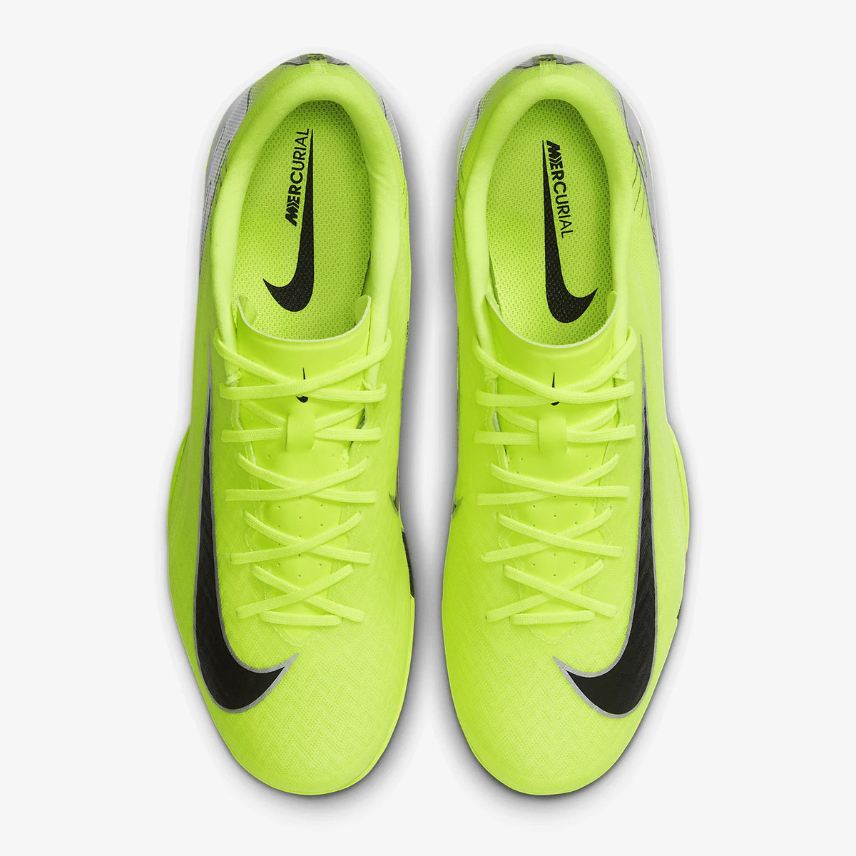 Scarpe da calcio da allenamento per uomo Nike originali, collezione autunnale, per campi al coperto, modello FQ8434-700