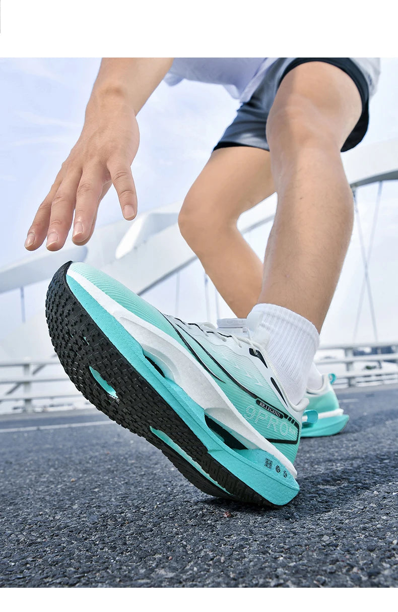 Running Shoes Carbon Board Speciality Marathon Men Sports Breathable Lightweight Women's Comfortable Athletic Nonskid Sneakers