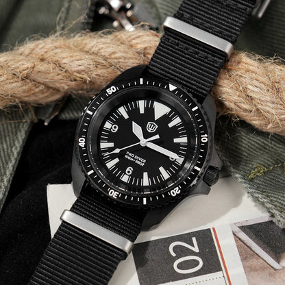 Orologio di lusso da uomo Watchdives WD1980 V3 con movimento al quarzo VH31 Sweep Seconds, vetro zaffiro con rivestimento AR e impermeabilità 10Bar