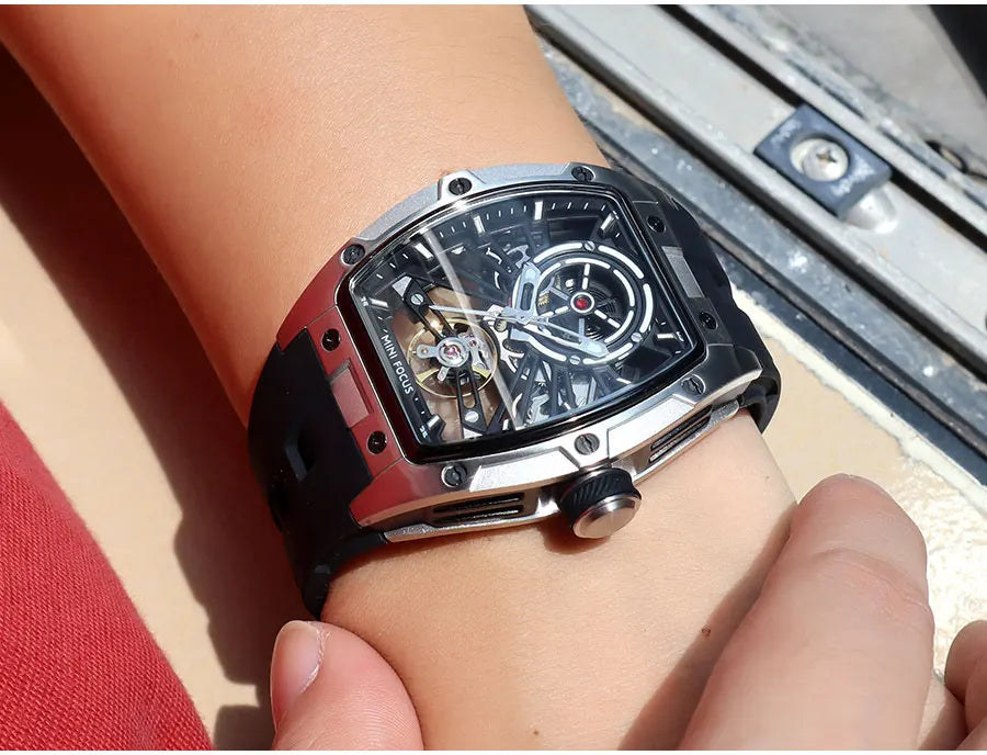 MINI FOCUS herrearmbåndsur – moderigtigt sort, vandtæt automatisk mekanisk ur med selvlysende visere, silikonerem og tonneau-urskive