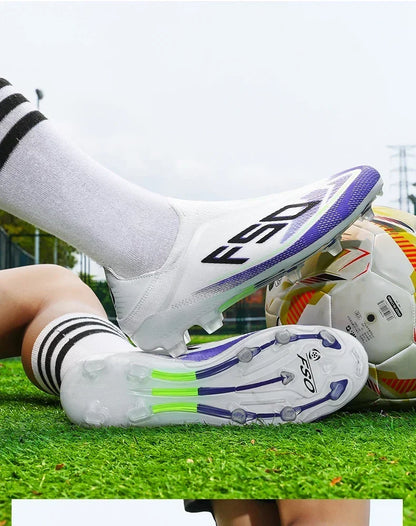 New Men Soccer Shoes Hot-selling Grass Cleats High-quality Match Outdoor Football Boots Non-Slip Boys Sneakers High-top Light