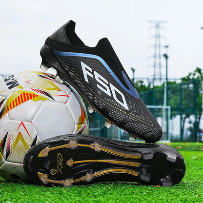 Nouvelles chaussures de football pour hommes, crampons antidérapants pour terrain en herbe, chaussures de football d'extérieur très vendues, baskets de futsal, haute qualité, légères et à tige haute.