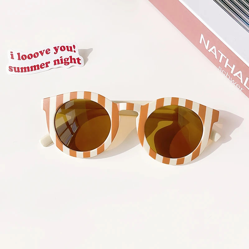 Lunettes de soleil classiques pour enfants, protection solaire, pour garçons et filles, plusieurs couleurs, protègent les yeux, lunettes de soleil UV400 pour bébés et enfants