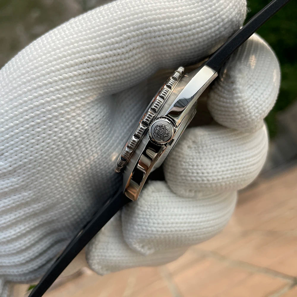 SD1967 Milled Clasp Bracelet Steel Bezel 43mm Steeldive Sapphire Glass 20ATM Water Resistant NH35 Automatic Man Dive Watch