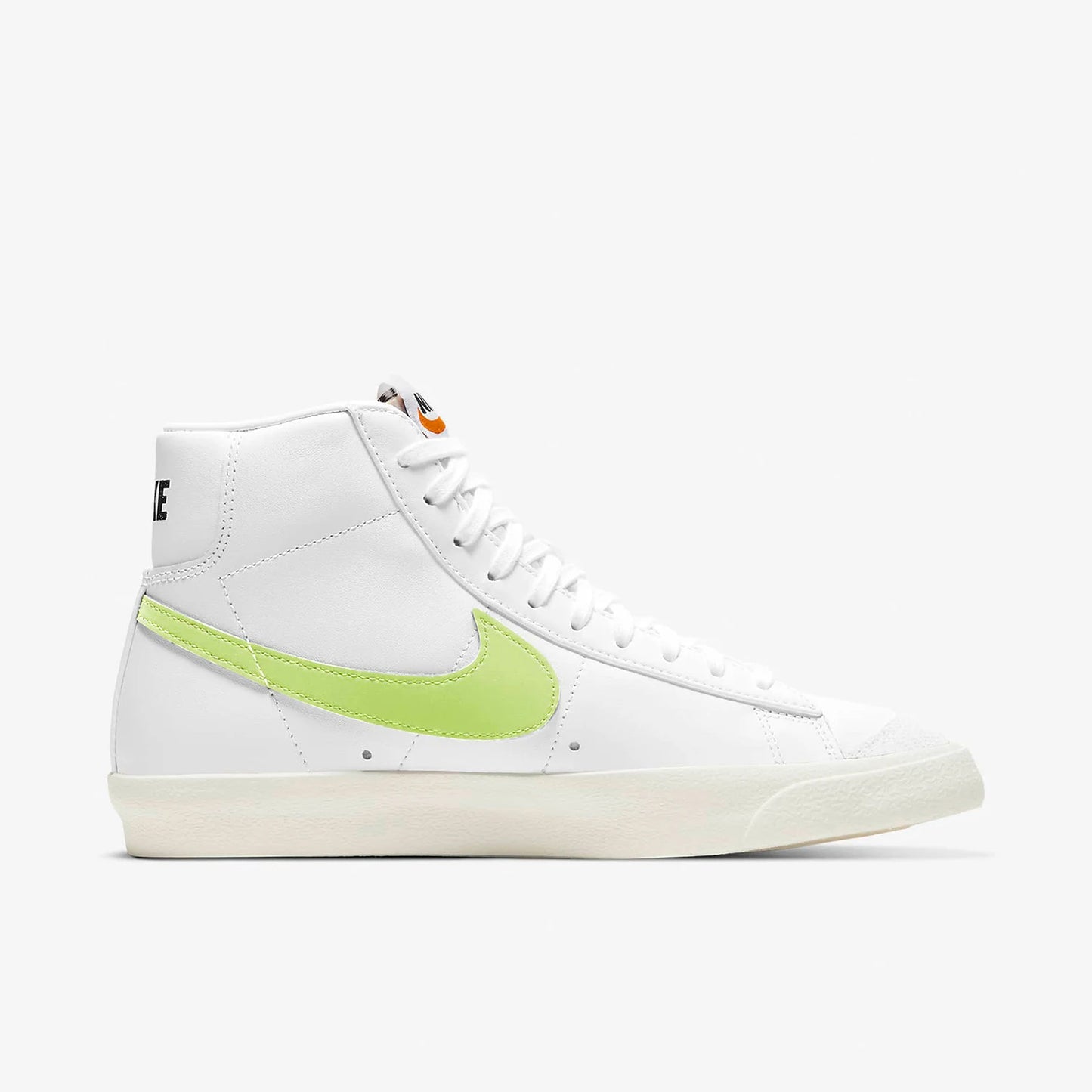 Zapatillas casual antideslizantes de media caña Nike Authentic Blazer para mujer con diseño envolvente CZ1055-108