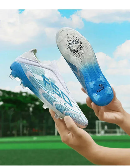 Nouvelles chaussures de football pour hommes, de haute qualité, très vendues, antidérapantes, mi-hautes, légères, pour l'extérieur, crampons de match, pour l'entraînement sur gazon.