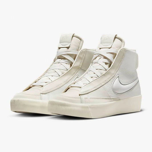 Nike Authentic Winter – Nya mid-top-sneakers för damer, DR2948-100