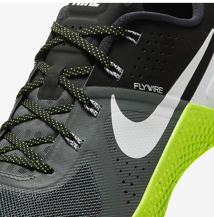 Nike äkta Metcon 1 – lätta, andningsbara och slitstarka träningsskor för män FQ1854-003