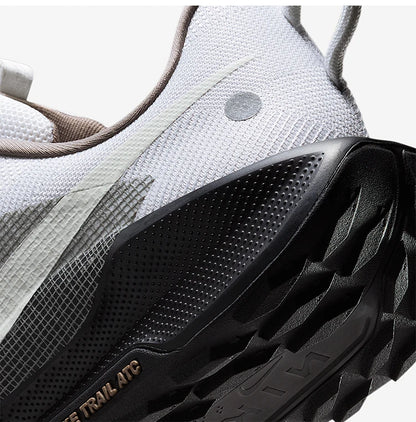 Nike Genuine Pegasus Trail 5 Scarpe da running da uomo in mesh con ammortizzazione IB7667-001