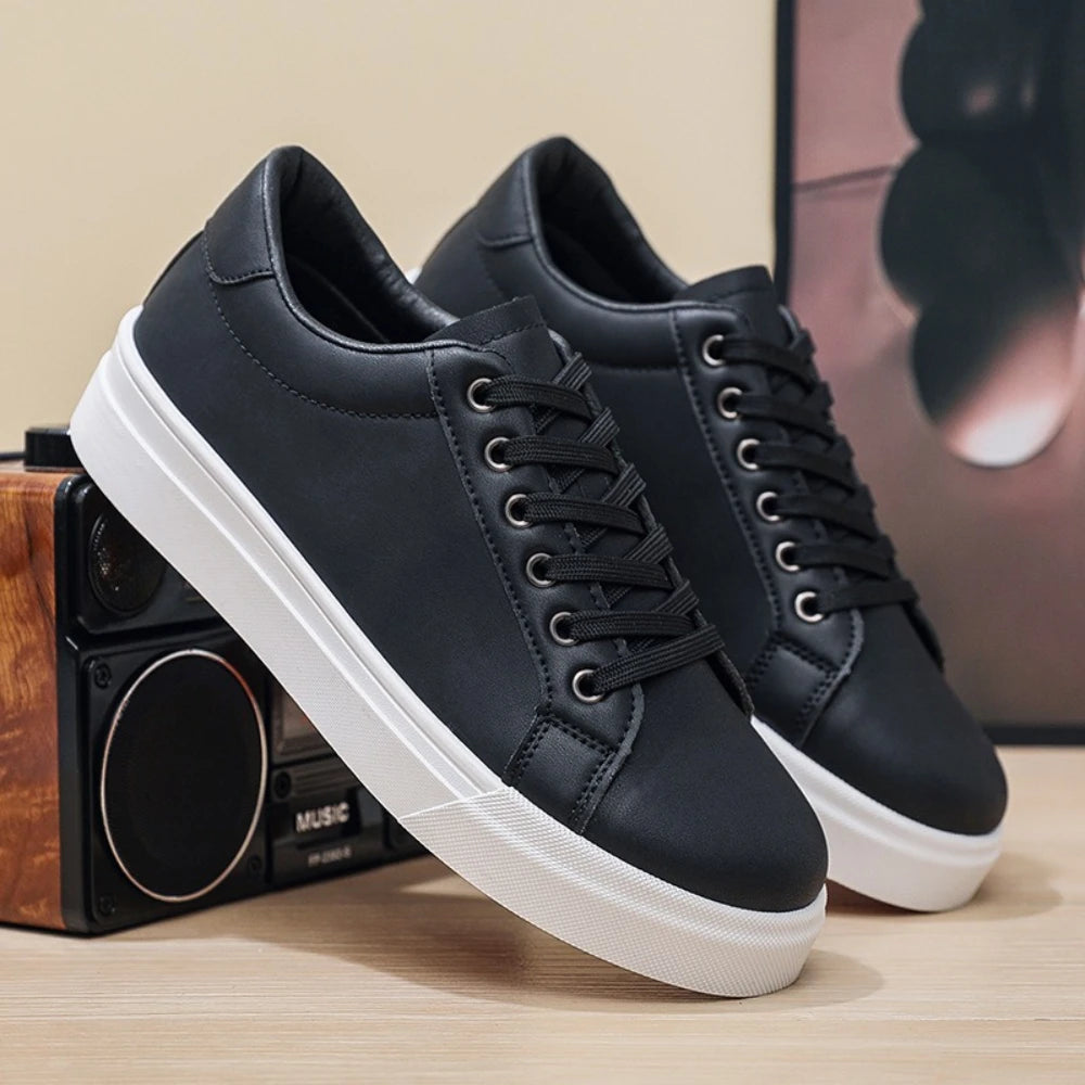 Zapatillas de moda para hombre, novedad muy vendida, blancas y modernas, deportivas y de ocio para estudiantes, versátiles para hombre
