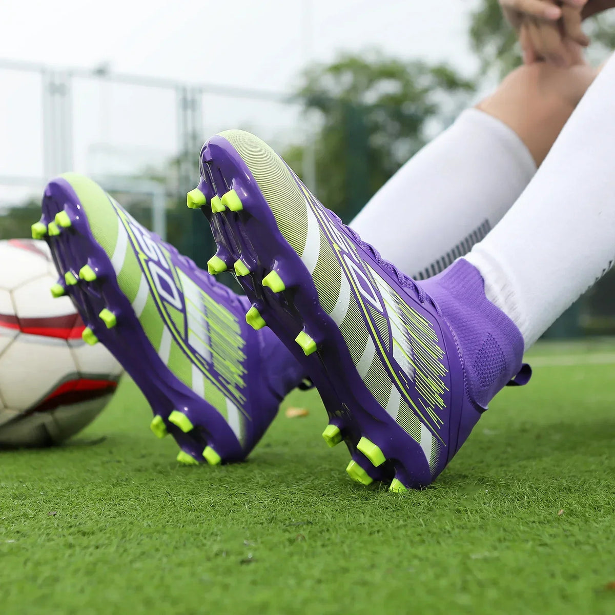 Nouvelles chaussures de football professionnelles pour hommes, chaussures de sport à cheville haute, chaussures de football TF/FG pour garçons, unisexes, antidérapantes, confortables