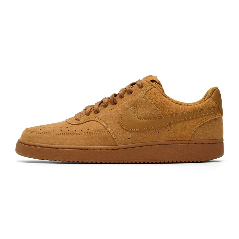 Nike IQ9749-700, baskets classiques pour hommes, modèle décontracté, respirantes, confortables, idéales pour la marche quotidienne et les activités sportives.
