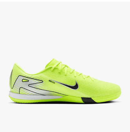 Scarpe da calcio da allenamento per uomo Nike originali, collezione autunnale, per campi al coperto, modello FQ8434-700
