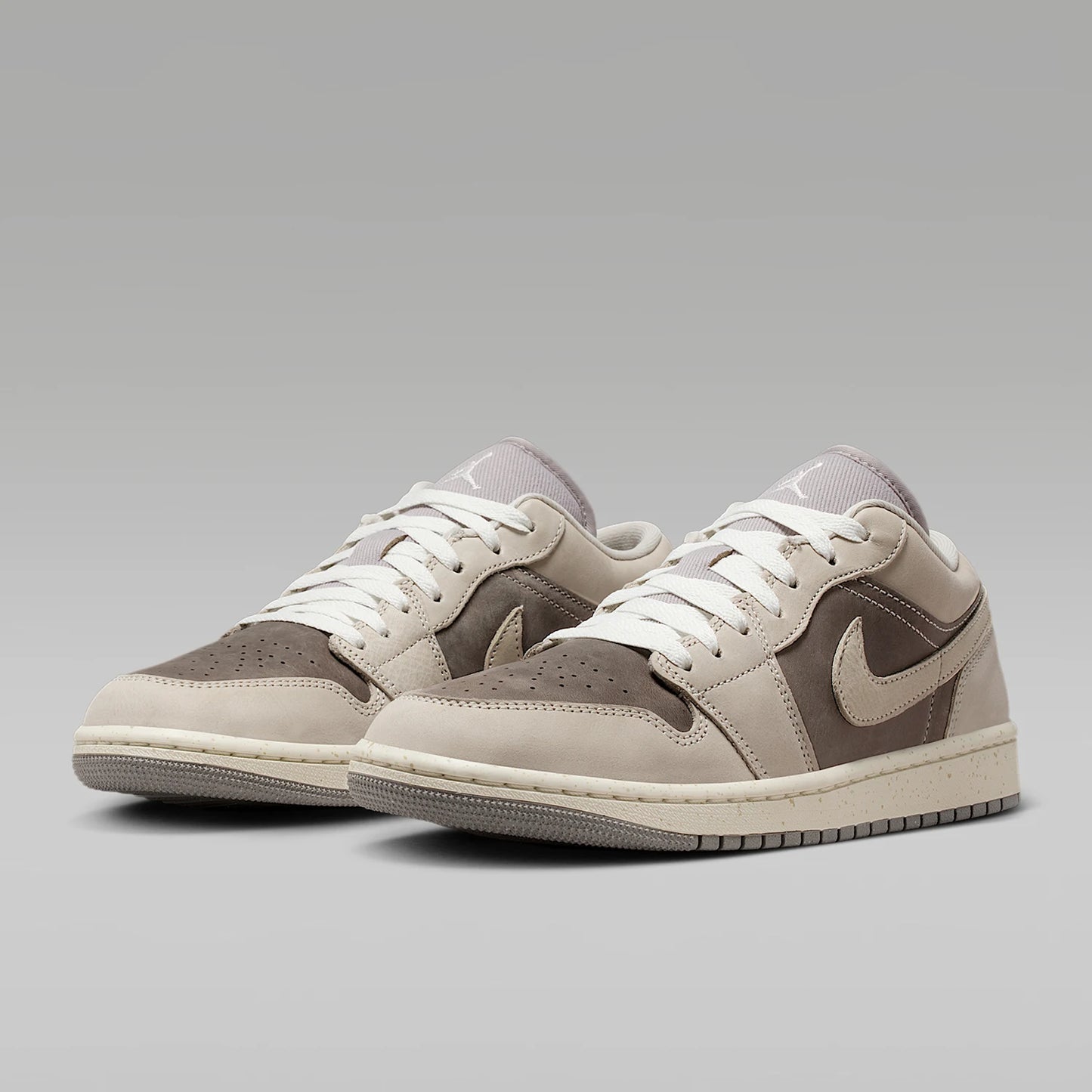 Scarpe da basket originali Nike JORDAN da uomo, basse, con lacci, resistenti all’usura e ammortizzanti, IB7011-001
