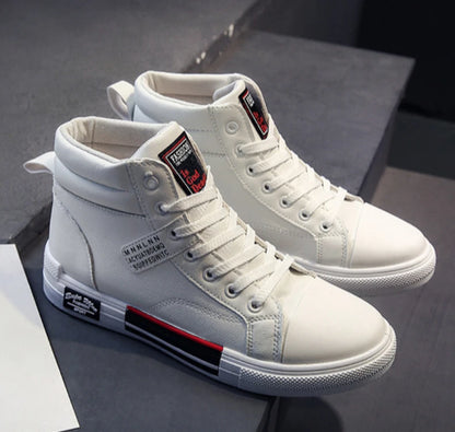 2025 new  Breathable soft sole Men's Casual Sports Shoes Korean Fashion Student jogging shoes youth board shoes