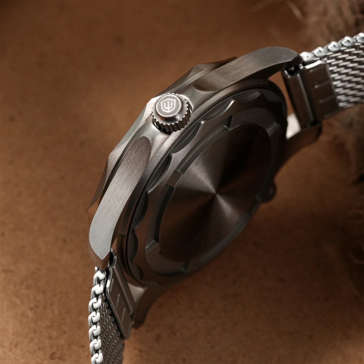 Watchdives WD007Q Diver Watch VH31 Sweep Second Quartz Movement Luminous Domed Sapphire Crystal Watches 42mm Titanium Watches