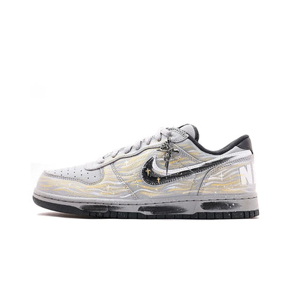 Προσαρμοσμένα αθλητικά παπούτσια Nike Dunk: Μοντέρνα, ευέλικτα, σε στυλ πανεπιστημίου, με μινιμαλιστική αισθητική, κλασικά χαμηλά, με απορρόφηση κραδασμών και στήριξη, για άνδρες