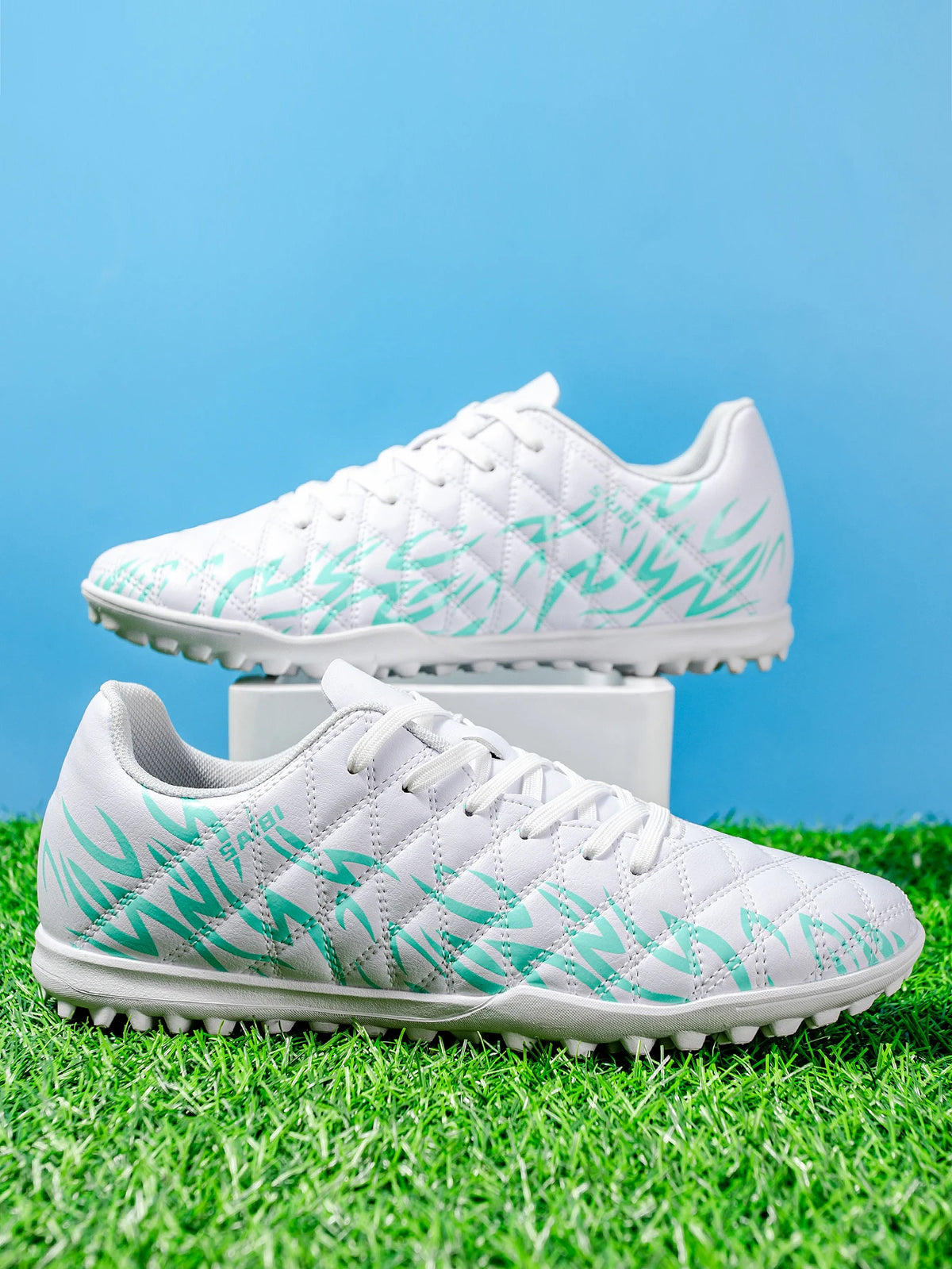 Chaussures de football TF multi-terrain adaptables, en tissu PU respirant et doux pour la peau, semelle en caoutchouc antidérapante, stabilité optimale pour l'entraînement quotidien