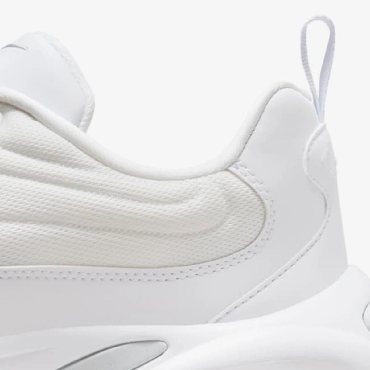 Nike uradni originalni ženski tekaški copati Air Max Portal s podlogo HF3053-100