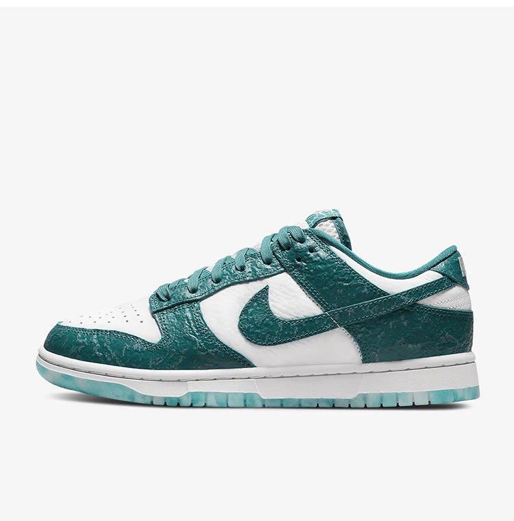 Nike Official Authentic Dunk Low para mujer, zapatillas deportivas retro ligeras con amortiguación DV3029-100