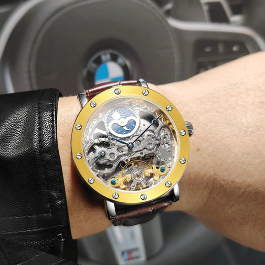 SKROX:n miesten automaattinen mekaaninen rannekello, skelettimalli, jossa on GMT-toiminto, kuunvaihe ja tourbillon – tyylikäs ja omaperäinen huippuluokan luksuskello.