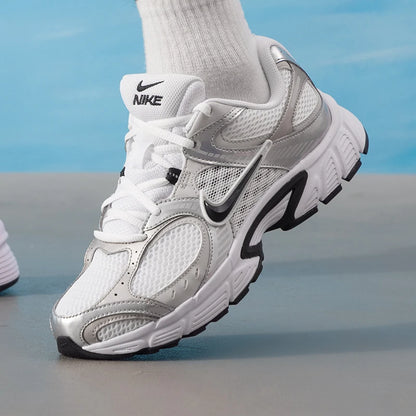 Nike (Nike) V5 Rnr Scarpe sportive da uomo, scarpe da training trendy e alla moda, scarpe casual basse e comode Hj5228-104