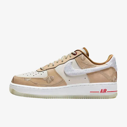 Scarpe da skate sportive da donna Nike autentiche AIR FORCE 1 '07 LX FD4341-101