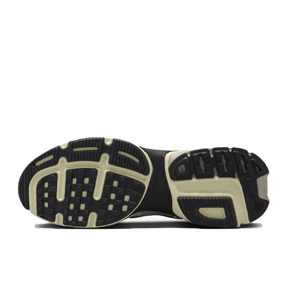 Nike V2K Run Sneakers Iconic Architecture Responsive Feel Modern Lifestyle Essential Unisex FD0736-005