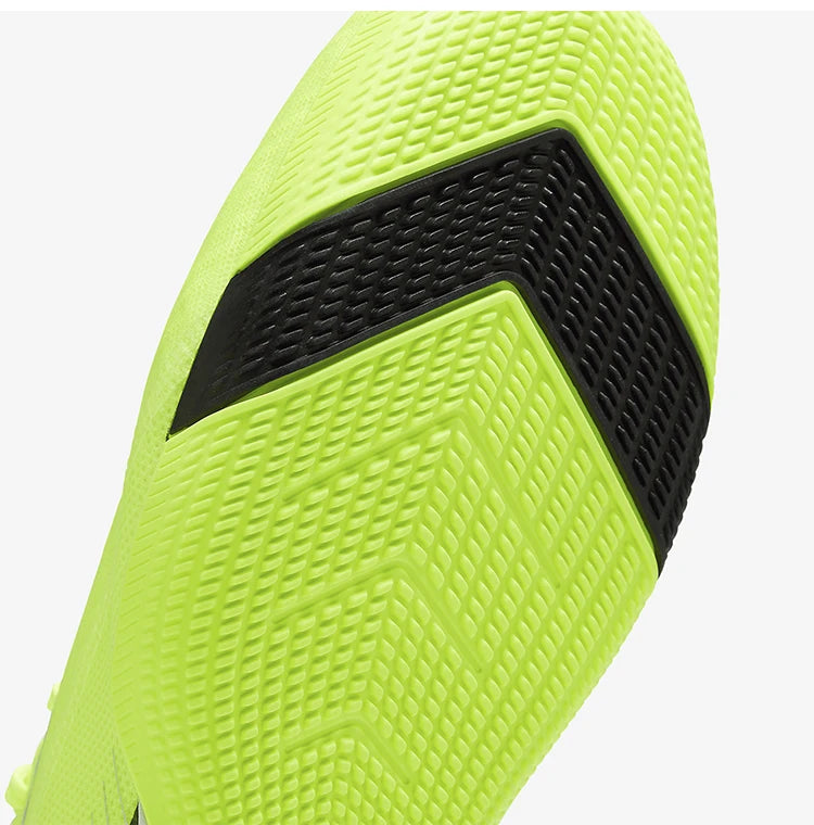 Scarpe da calcio da allenamento per uomo Nike originali, collezione autunnale, per campi al coperto, modello FQ8434-700