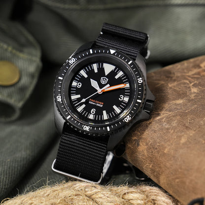 Orologio di lusso da uomo Watchdives WD1980 V3 con movimento al quarzo VH31 Sweep Seconds, vetro zaffiro con rivestimento AR e impermeabilità 10Bar