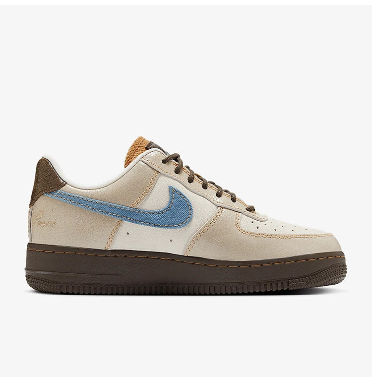 Nike Air Force 1 damskor med tjock sula, slitstarka klassiska sneakers HQ3458-142