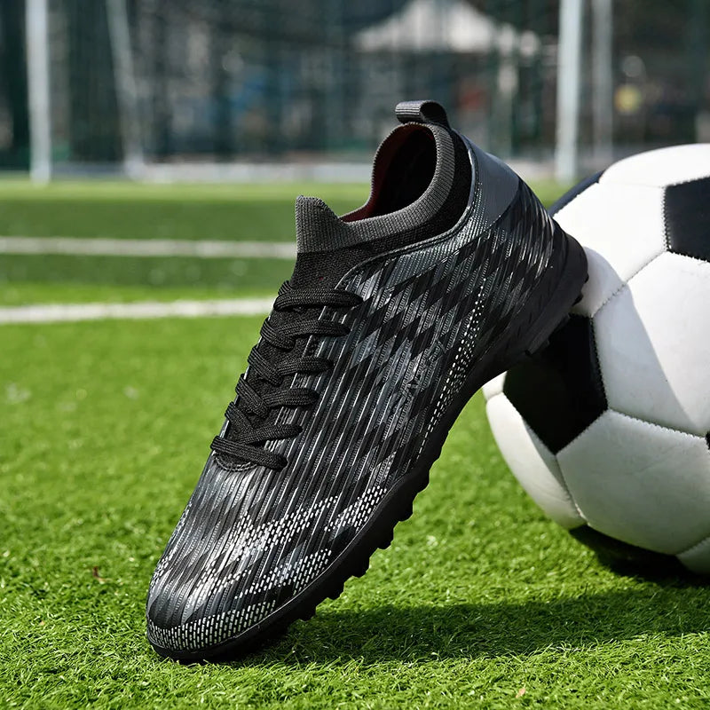 Nuove scarpe da calcio da uomo di alta qualità, tacchetti da partita per indoor, scarpe da calcio outdoor best seller per erba, futsal alte antiscivolo