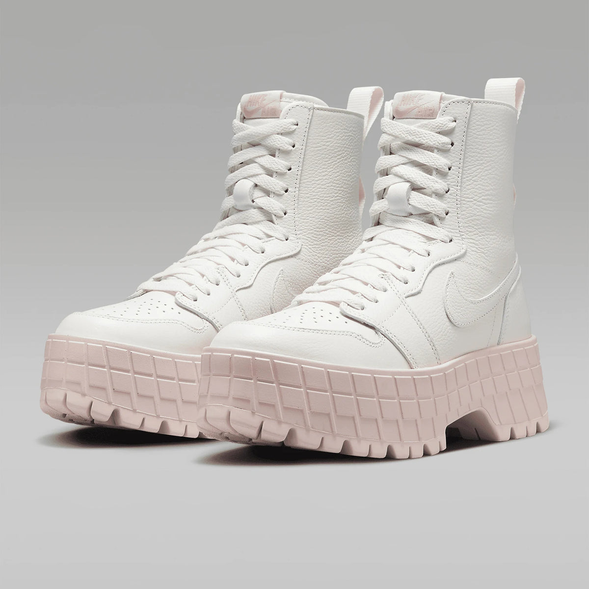 Nike:n aidot Air Jordan -naisten pehmustetut ja kestävät paksupohjaiset lyhyet saappaat FJ5737-116