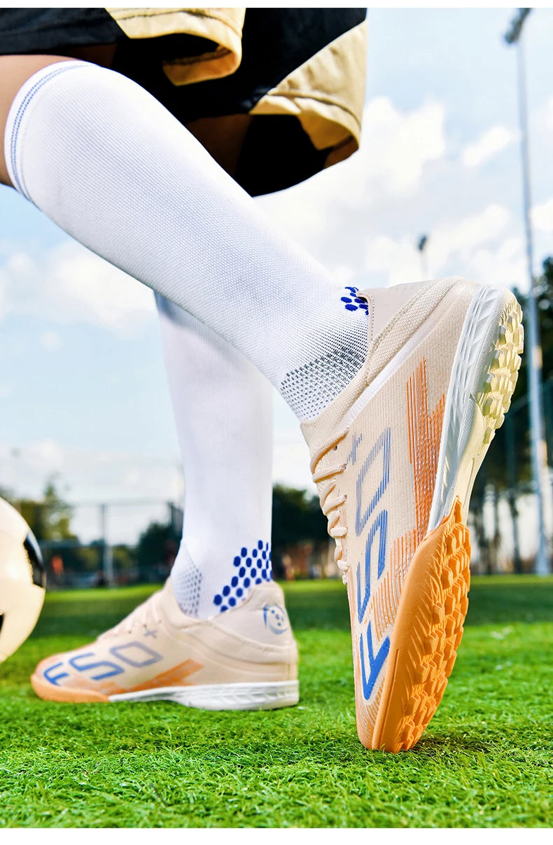New Men Soccer Shoes Futsal Football Boots Sneakers Match Grass Cleats High-quality Non-Slip Indoor Hot-selling High-top Outdoor