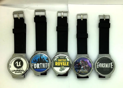 Reloj Fortnite de moda cute, cartoon y kawaii personalizado con luz nocturna LED táctil, reloj electrónico para estudiantes, regalo para amigos