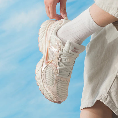 Nike (Nike) V5 Rnr Women's Sports Shoes, Fashionable Retro Dad Shoes, Casual, Lightweight and Comfortable Running Shoes Ih5088-001