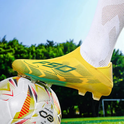 Nouvelles chaussures de football pour hommes, crampons pour terrain en herbe, de haute qualité, antidérapantes, légères, mi-hautes, pour les matchs en extérieur, chaussures de sport, très vendues pour l'entraînement.
