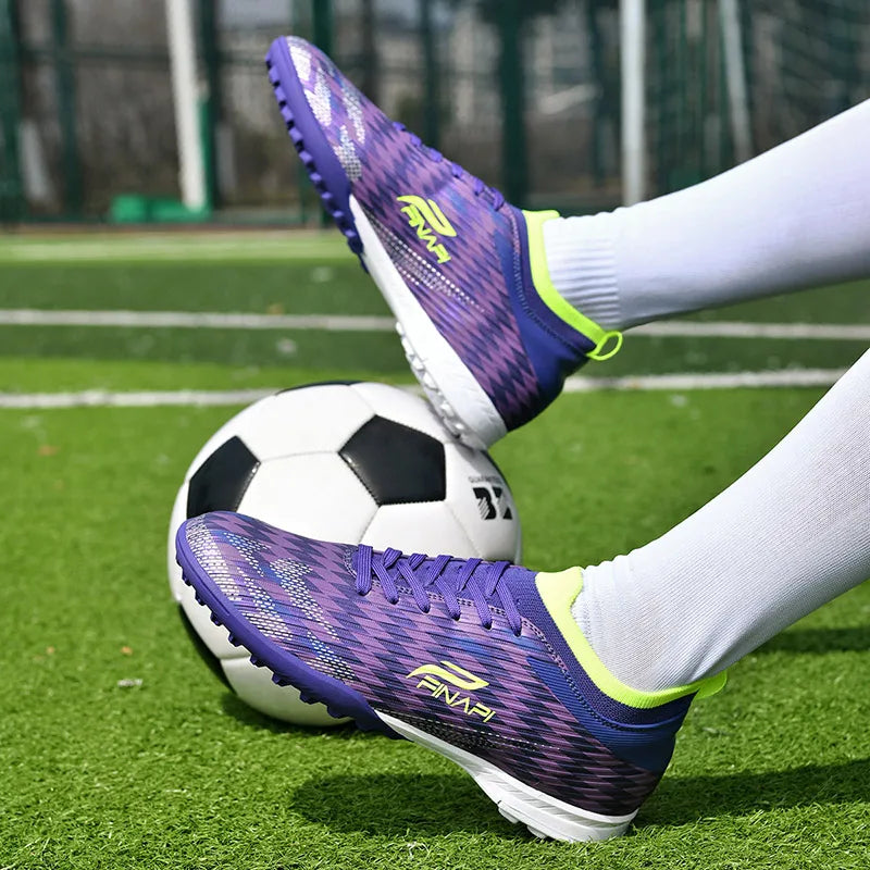 Nuove scarpe da calcio da uomo di alta qualità, tacchetti da partita per indoor, scarpe da calcio outdoor best seller per erba, futsal alte antiscivolo