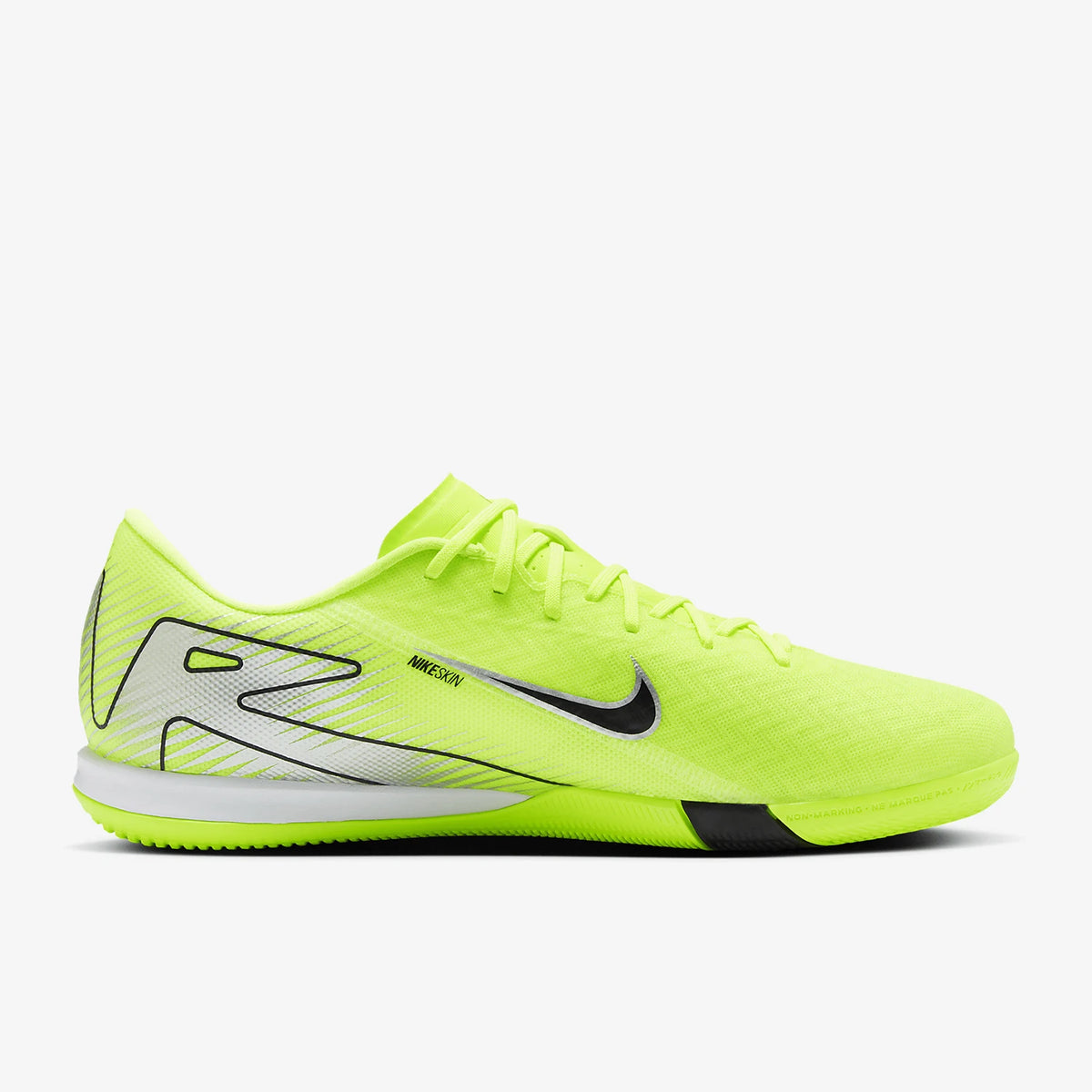 Scarpe da calcio da allenamento per uomo Nike originali, collezione autunnale, per campi al coperto, modello FQ8434-700