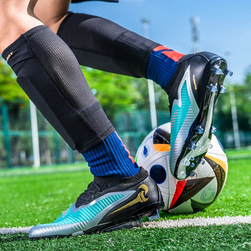 Nouvelles chaussures de football pour hommes, crampons longs antidérapants et respirants pour le sport en extérieur, idéales pour l'entraînement et les matchs, confortables pour adultes