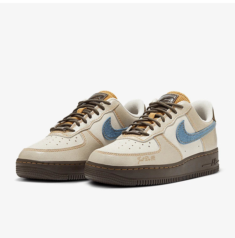 Nike Air Force 1 damskor med tjock sula, slitstarka klassiska sneakers HQ3458-142