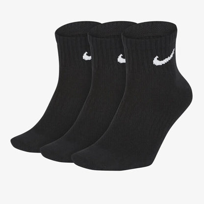 Meias Nike Meias grossas de basquetebol da Nike Meias desportivas compridas com tecnologia Dri-FIT para respirabilidade, embalagem de 3 pares SX7667-100