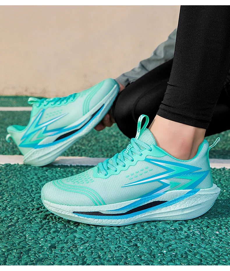 Zapatillas de running nuevas con placa de carbono para maratón, deportivas para hombre, transpirables y ligeras, zapatillas deportivas cómodas antideslizantes para mujer, estilo casual