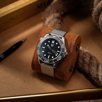 Watchdives 42mm Titanium Dive Watch NTTD VH31 Sweep Second Quartz Movement 200m Waterproof Super Luminous Men Watches