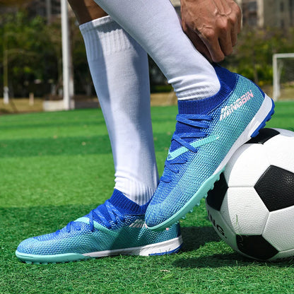 Turf Soccer Cleats Professional Men Football Boots Breathable Mesh Youth Soccer Shoes Anti-Skid Male Sneakers Society Chuteira.