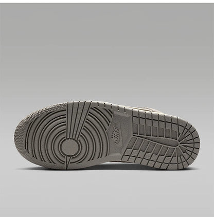 Scarpe da basket originali Nike JORDAN da uomo, basse, con lacci, resistenti all’usura e ammortizzanti, IB7011-001