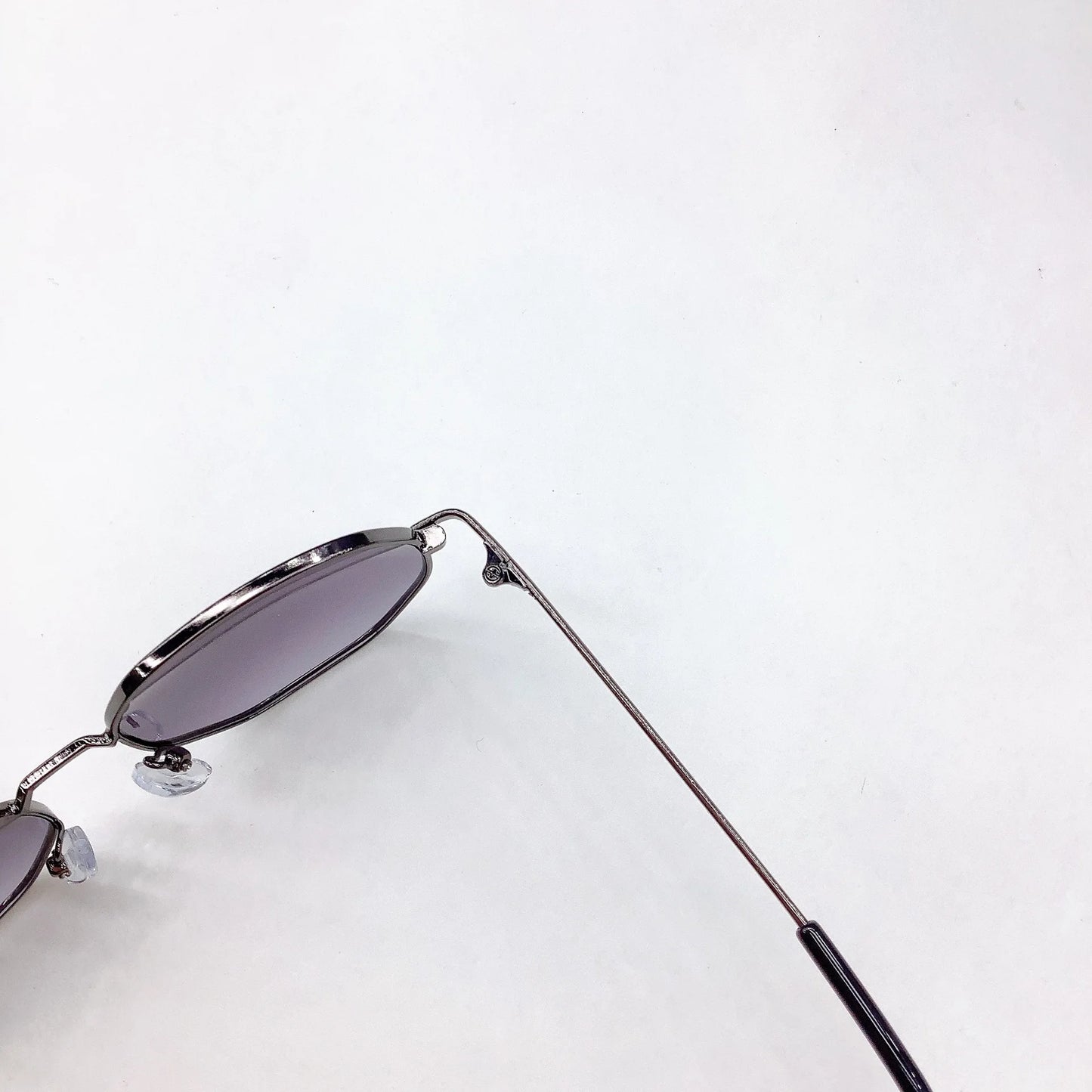 New  Version Of Children's Travel, Shading , SunglaSSeS For Boys Girls, Sun And UV Protection Glasses