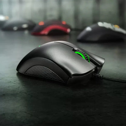 Ratón gaming con cable Razer DeathAdder Essential / Ratón con cable 6400DPI con 5 botones independientes para portátil y PC gamer
